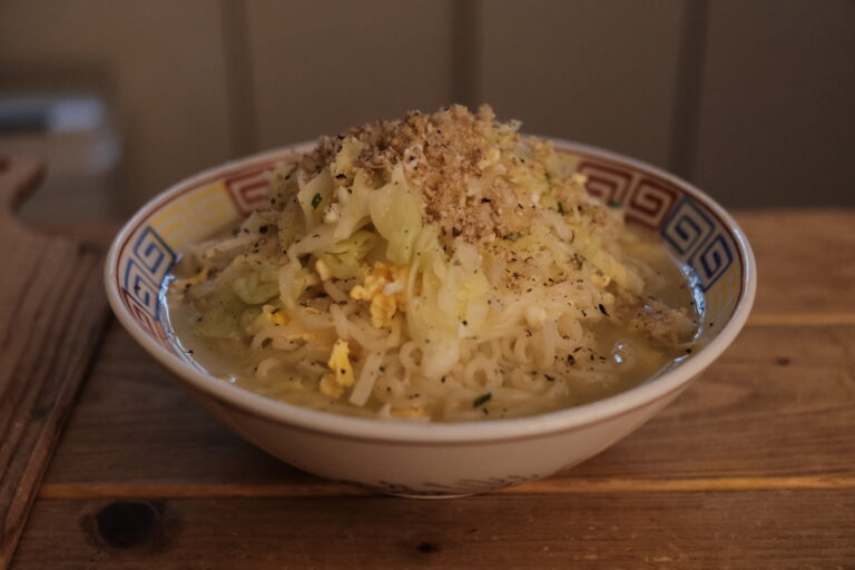 ginger-cabbage-salt-ramen