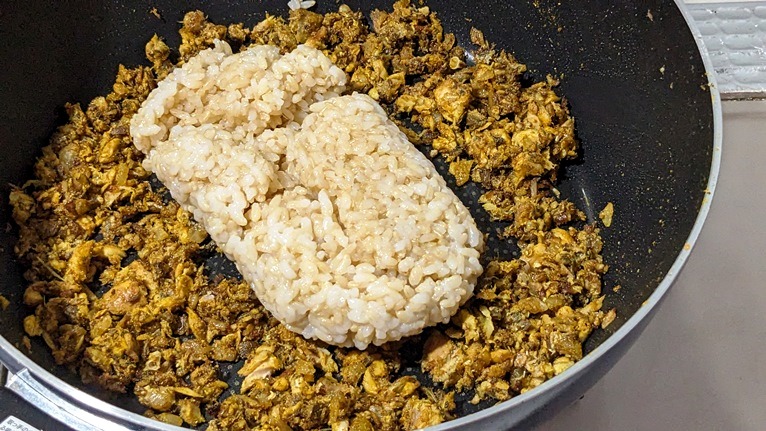 鯖缶スパイスチャーハンのレシピ