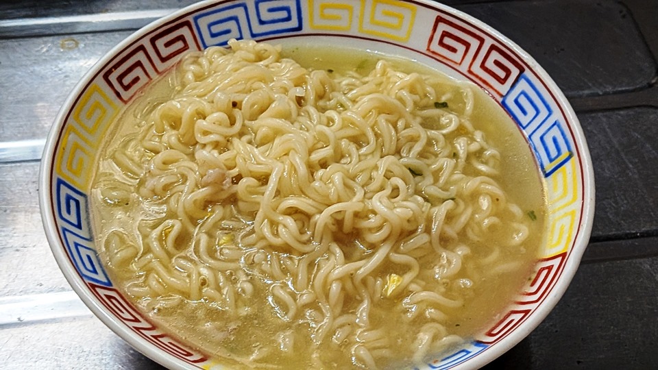 トマト塩豚こまラーメンのレシピ